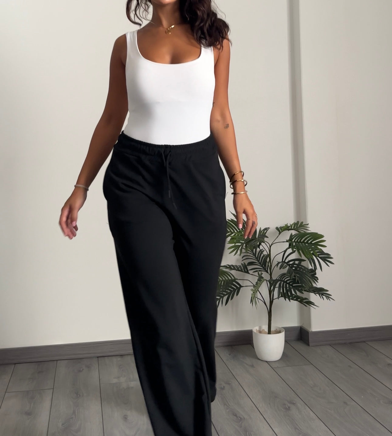 New wide jogger