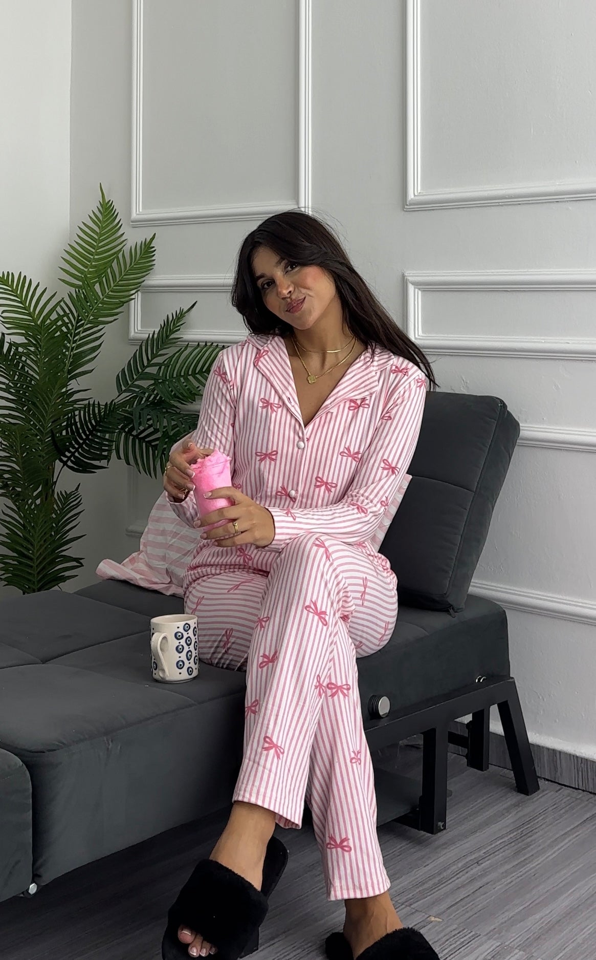 New pink bows pyjama set